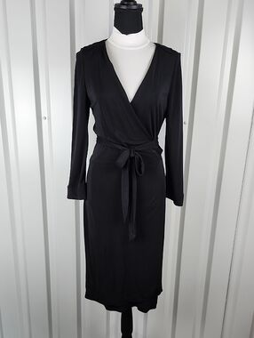 Diane Von Furstenberg | Dresses | Womens Long Sleeve Midi Arrow Geo Green  Wrap Dressdvf For Target | Poshmark